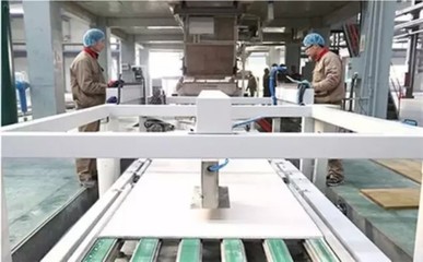 探秘高度自動化生產線 卓達集團如何以科技引擎，鑄就全球頂級綠色建筑未來